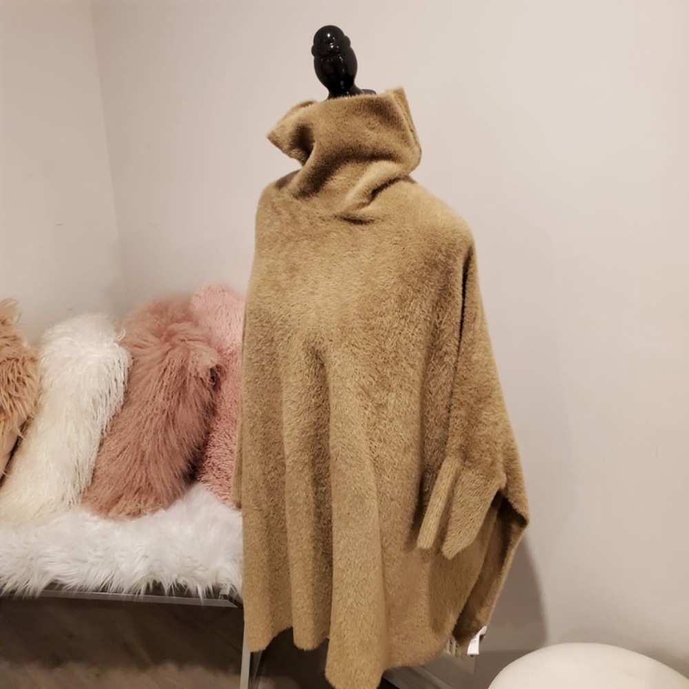 CHRISTIAN SIRIANO fuzzy sweater poncho